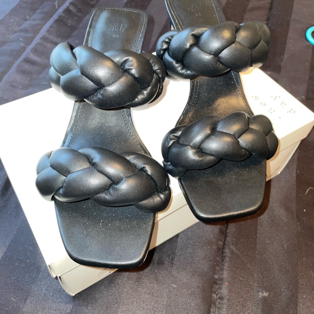 H&M braided mules